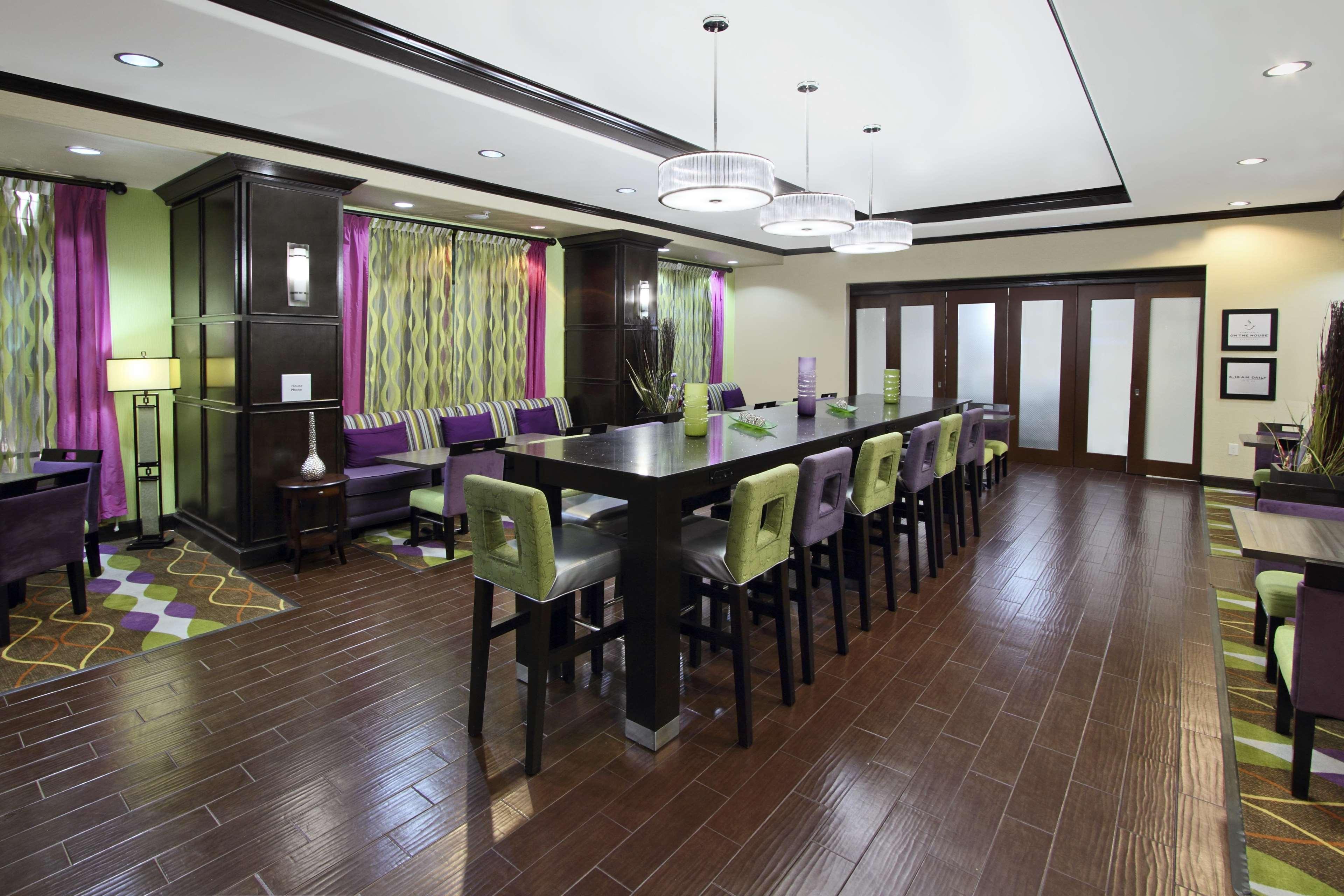 Hampton Inn Beeville Bagian luar foto